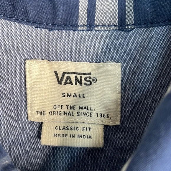 VANS Mens Stafford Plaid Button Down Shirt Classic Fit Navy Logo Skater Size S - Picture 8 of 12